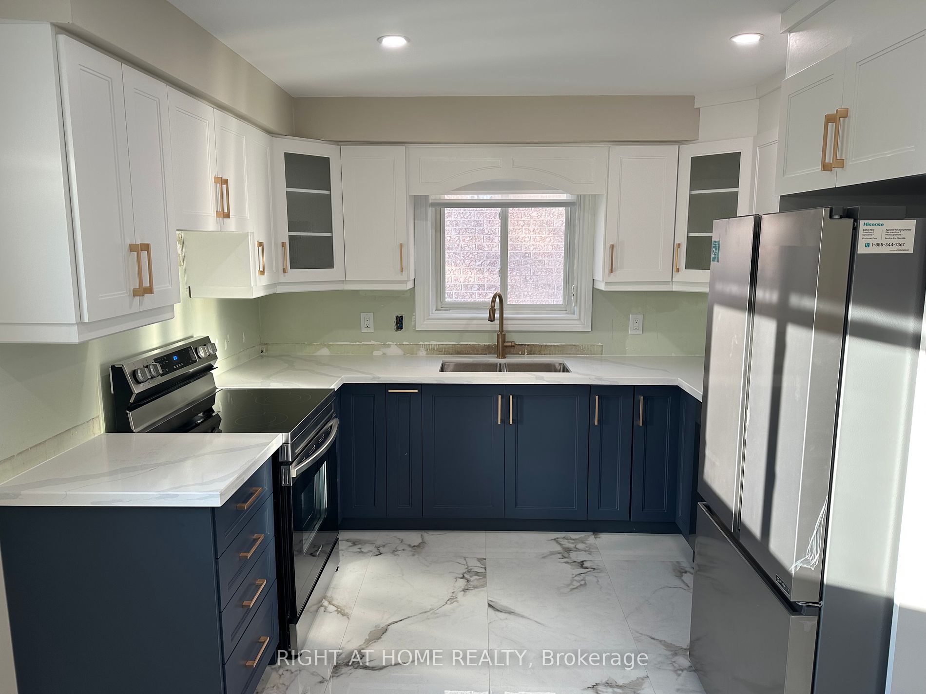 128 Twenty Second St (Main)