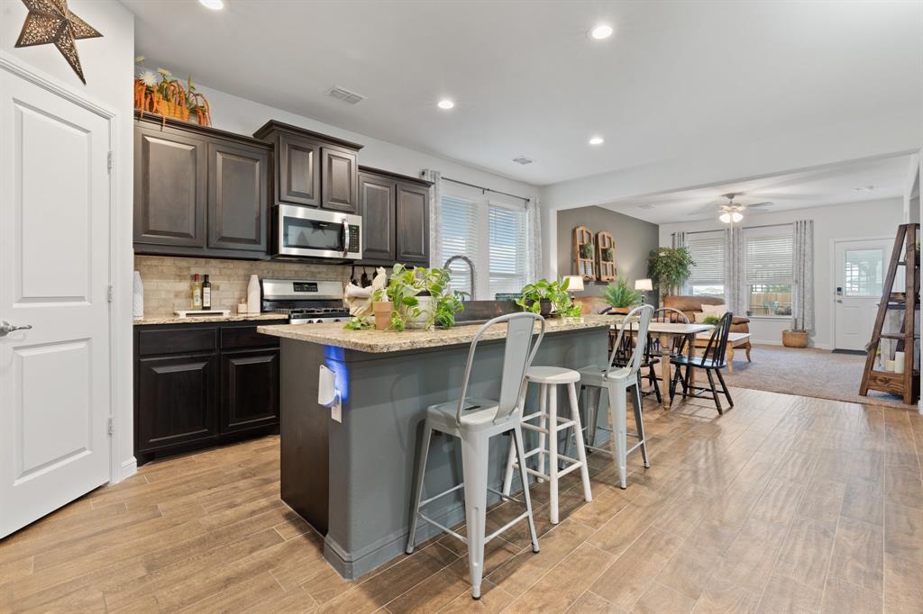 1216 Sausalito Trail