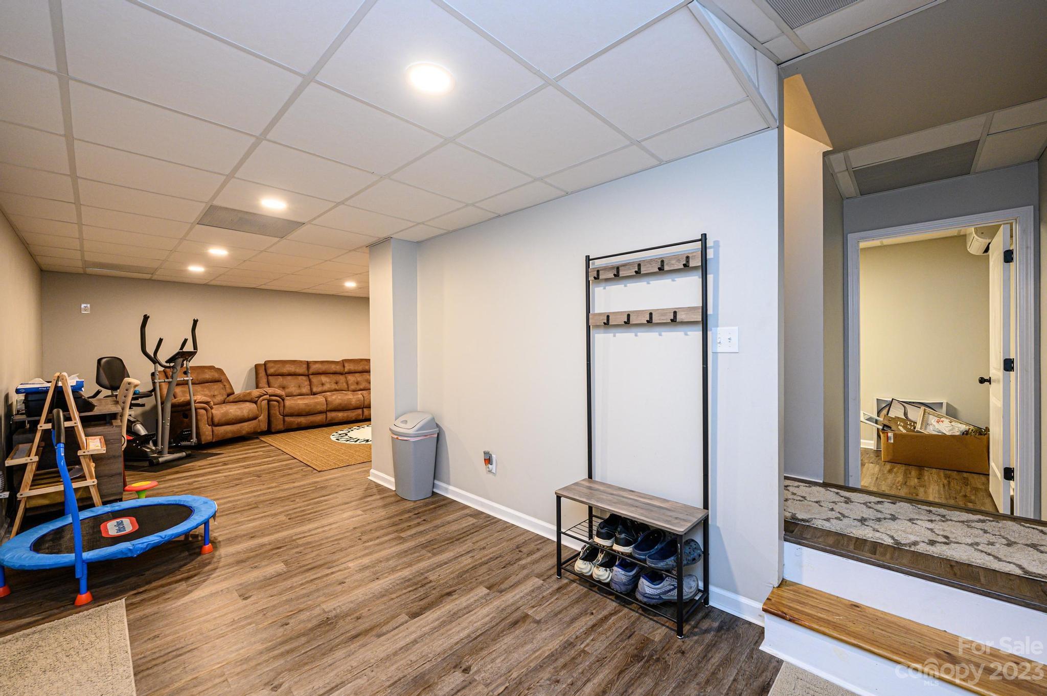 62 W Highland Avenue