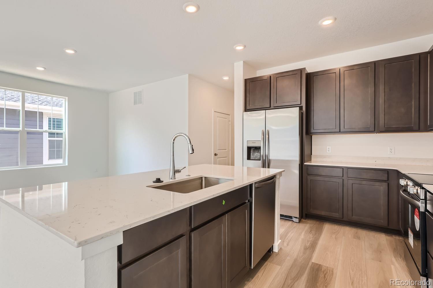 5164 N Quemoy Street