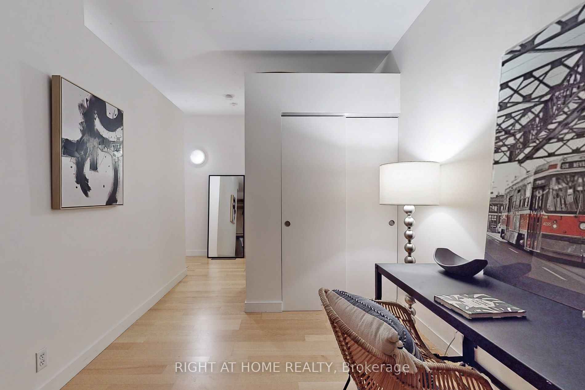 36 Charlotte St 405