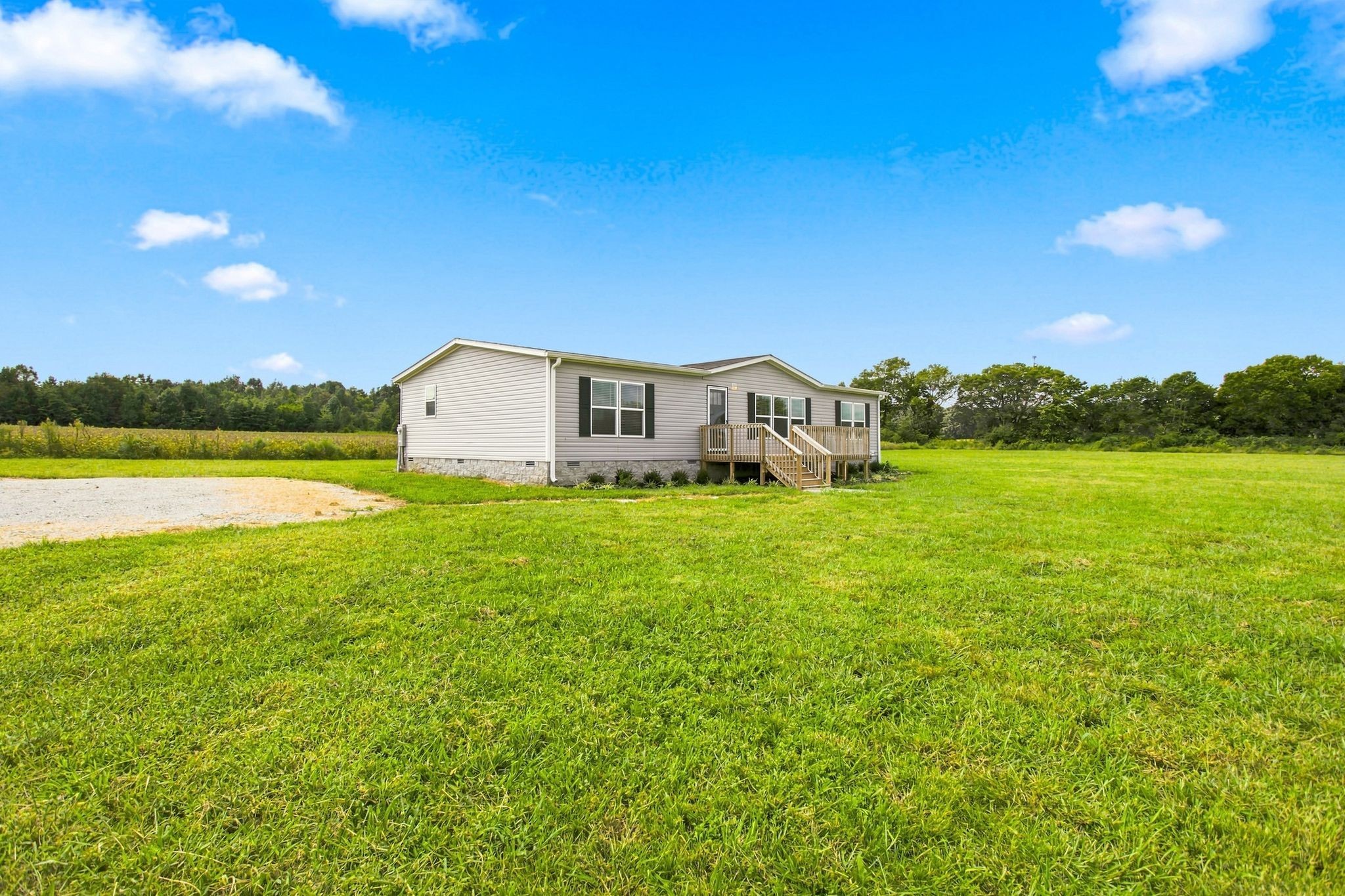 943 Hwy 64 West