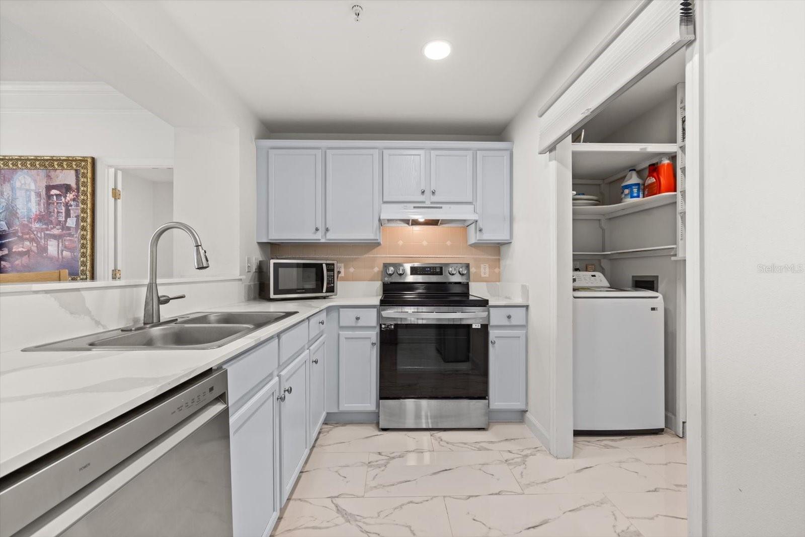 345 Bayshore Boulevard 706