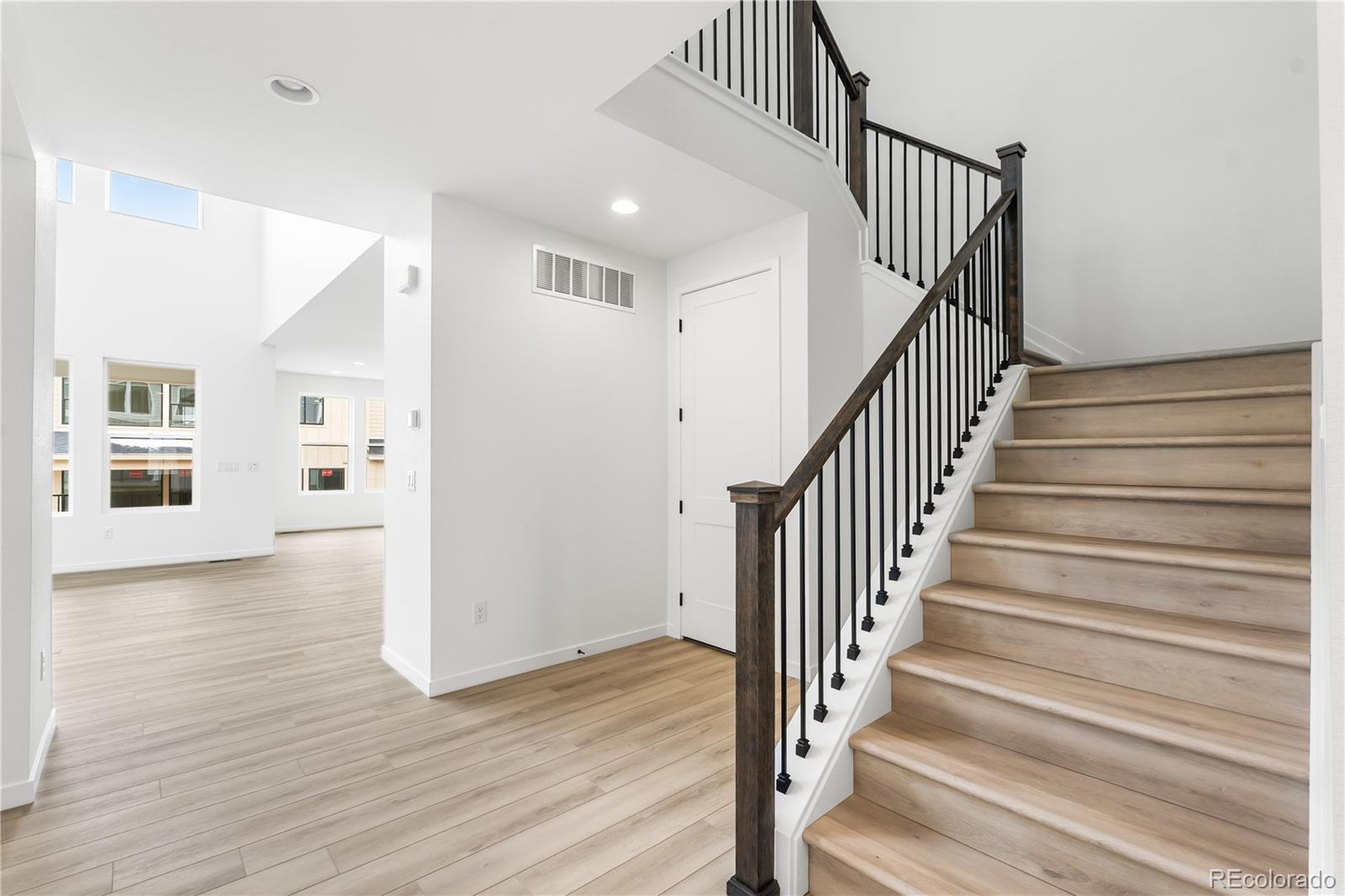 8850 Moonshimmer Trail