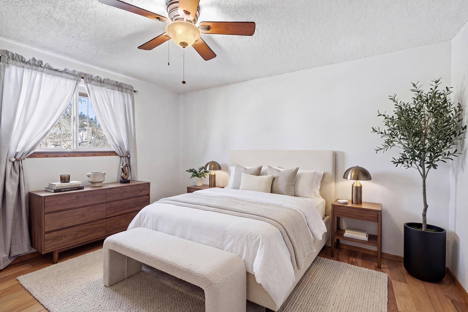 3433 W Wellesley Ave Ave