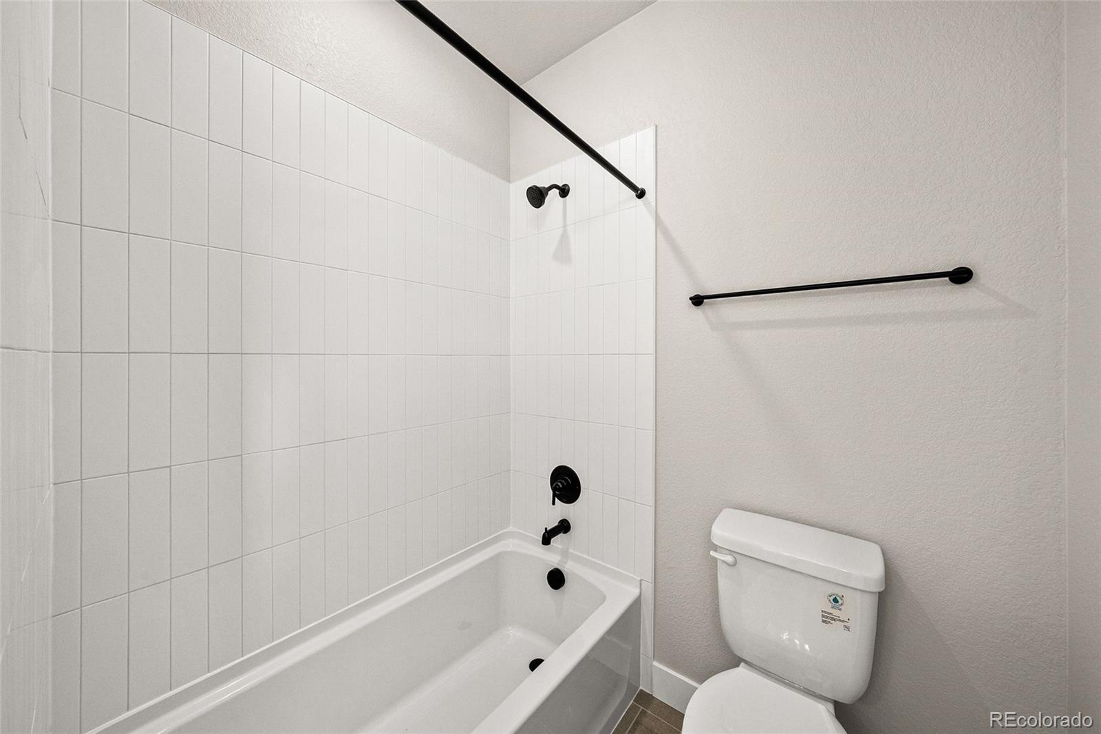 8632 Whiteclover Street