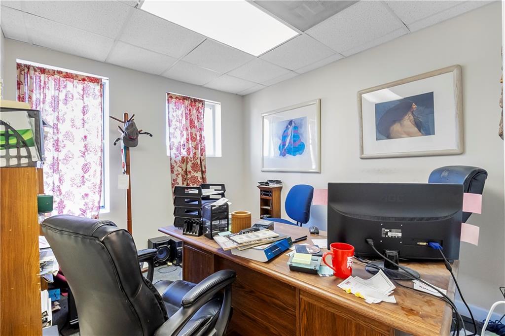 1119-1125 Merriam Lane