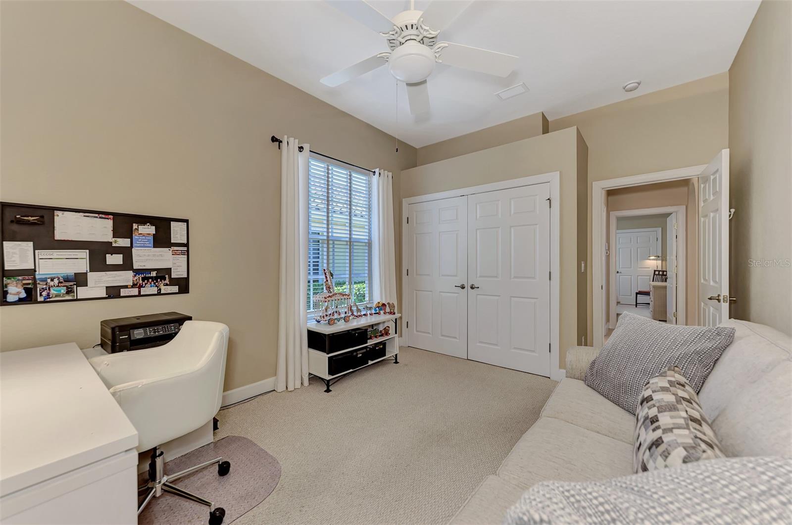 4233 Grosse Pointe Drive