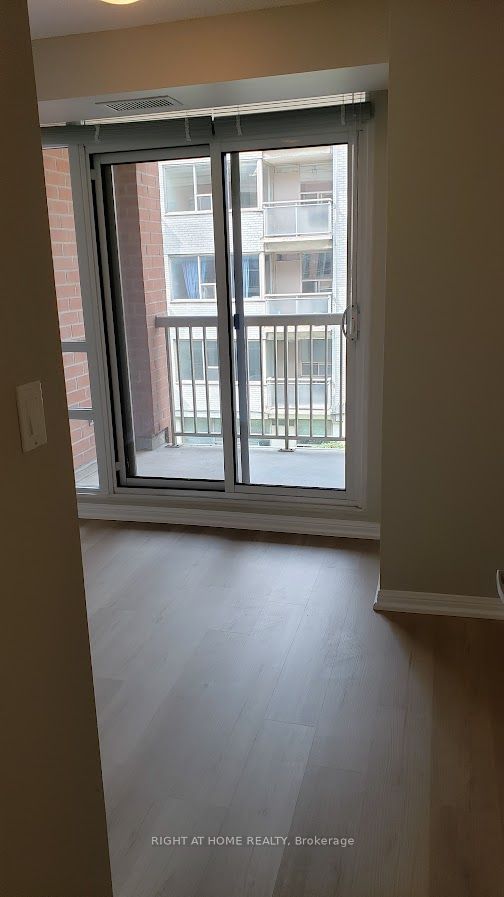 900 Mount Pleasant Rd 327