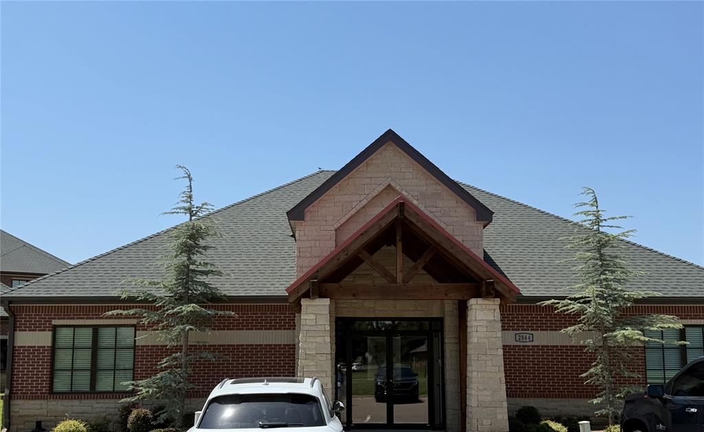 Elevate your business in this premium 123-square-foot executive office suite, perfectly designed for maximum productivity. Priced at an all-inclusive $595 per month, this professional space eliminates overhead stress by covering all utilities and high-speed Wi-Fi under a single predictable monthly payment.