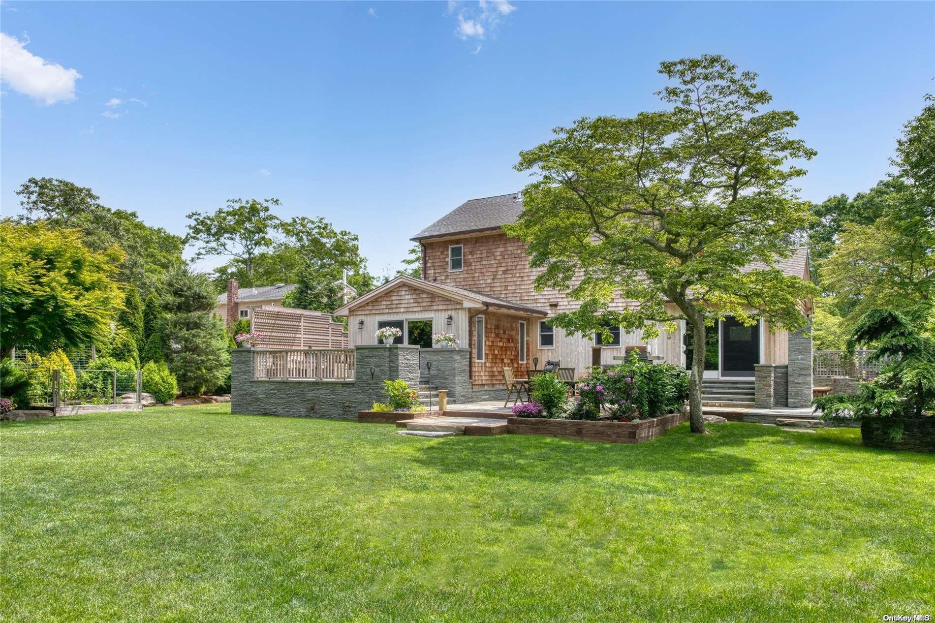 16 Pembroke Drive