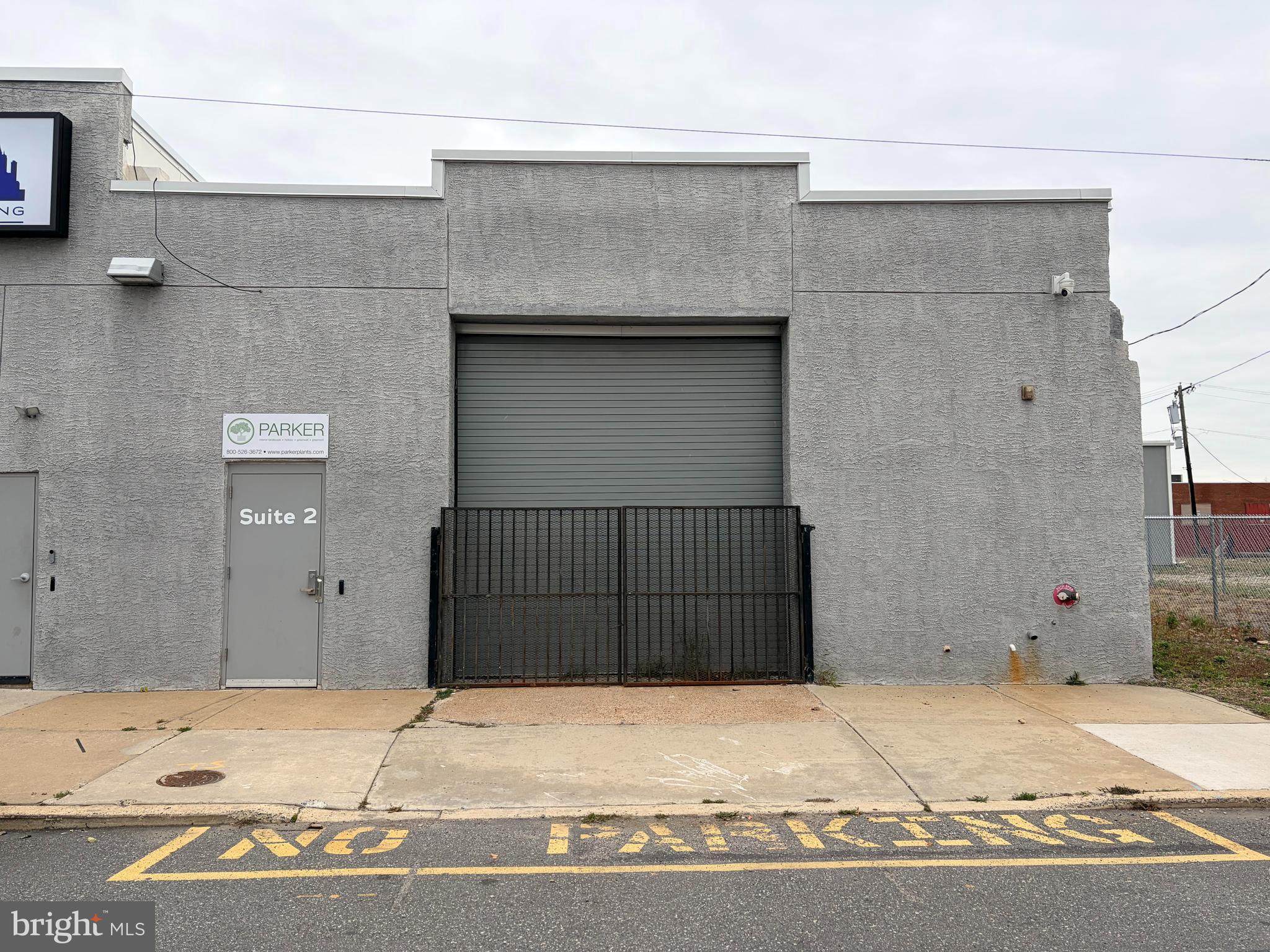 Approximately 2300 sq ft of warehouse space available for lease in Port Richmond beginning January 1.  Warehouse has a lift gate and a door for entrance.   Features 1 office space and 1 bathroom.  Warehouse is heated.  Office space has heat and AC.  Ceilings are approximately 14 ft high.  Call/text listing agent for showing.