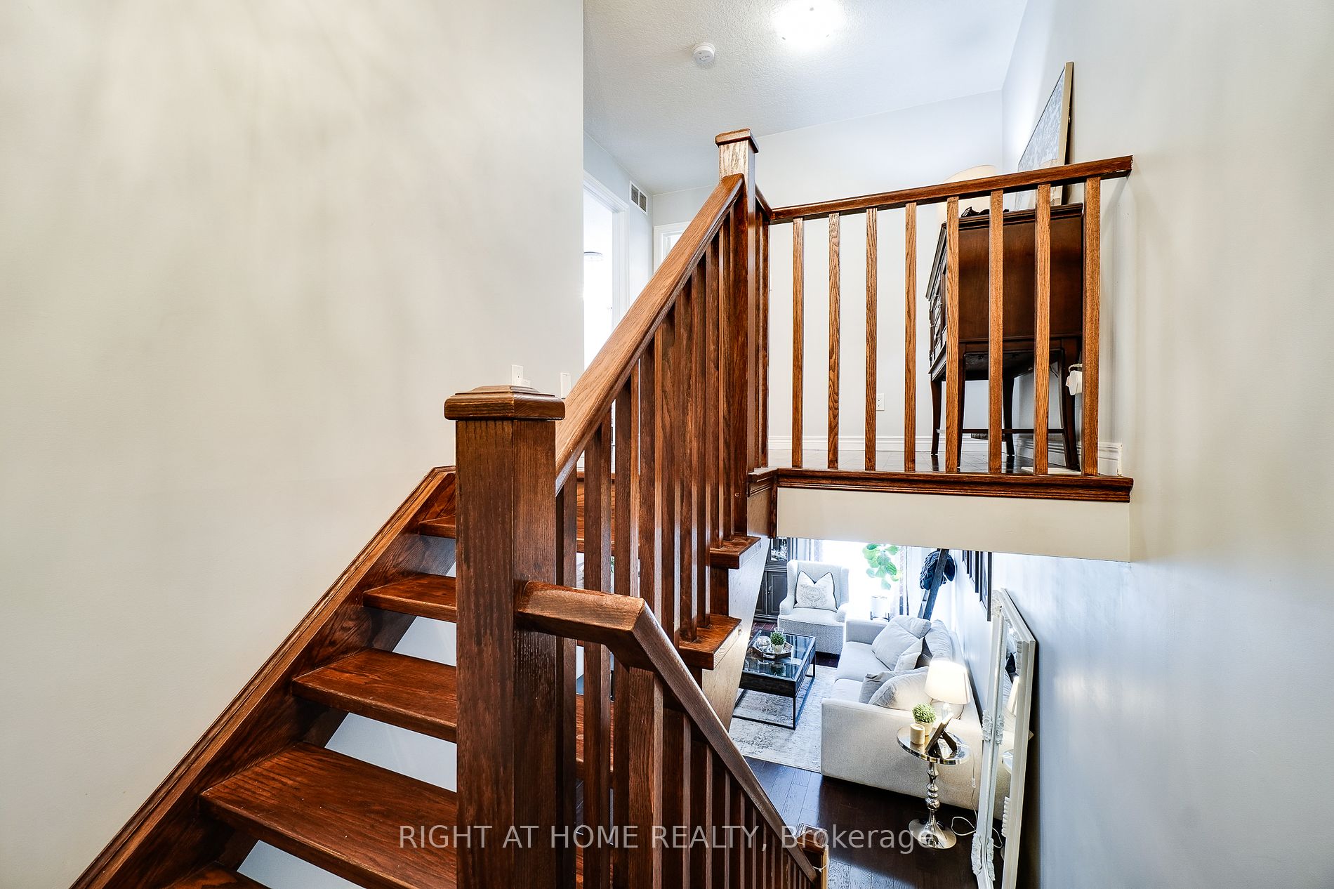 70 Highgate Dr 12