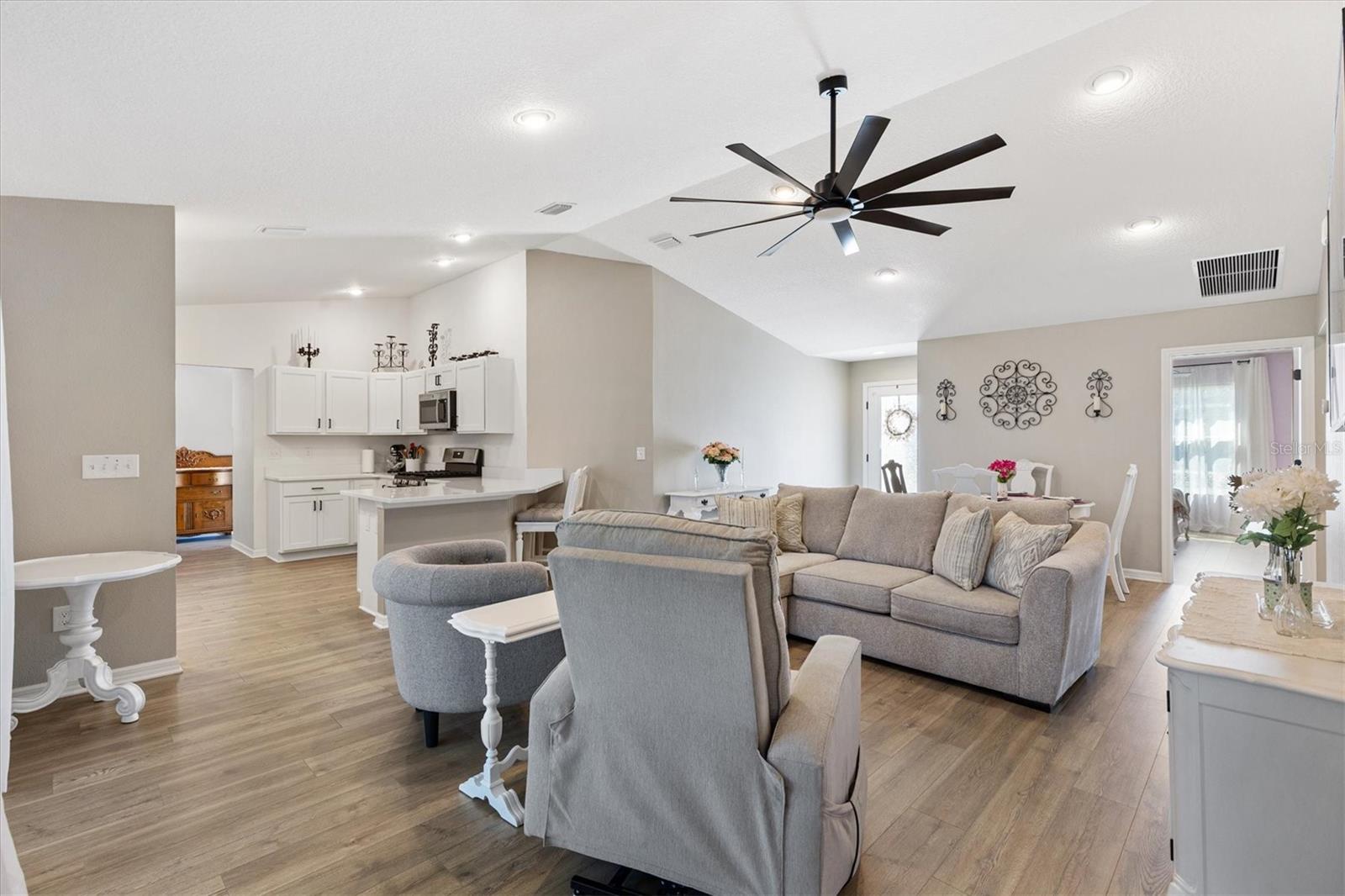 7427 Munday Lane