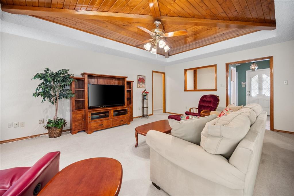 4215 Pleasant Oaks Court