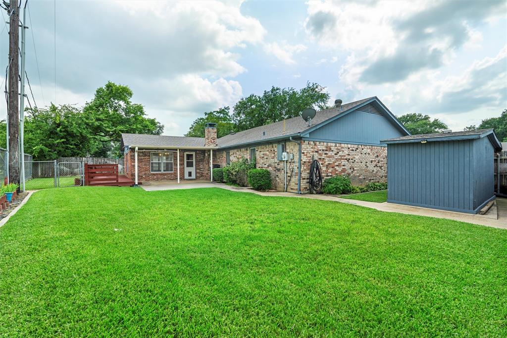 3105 Steeplechase Trail