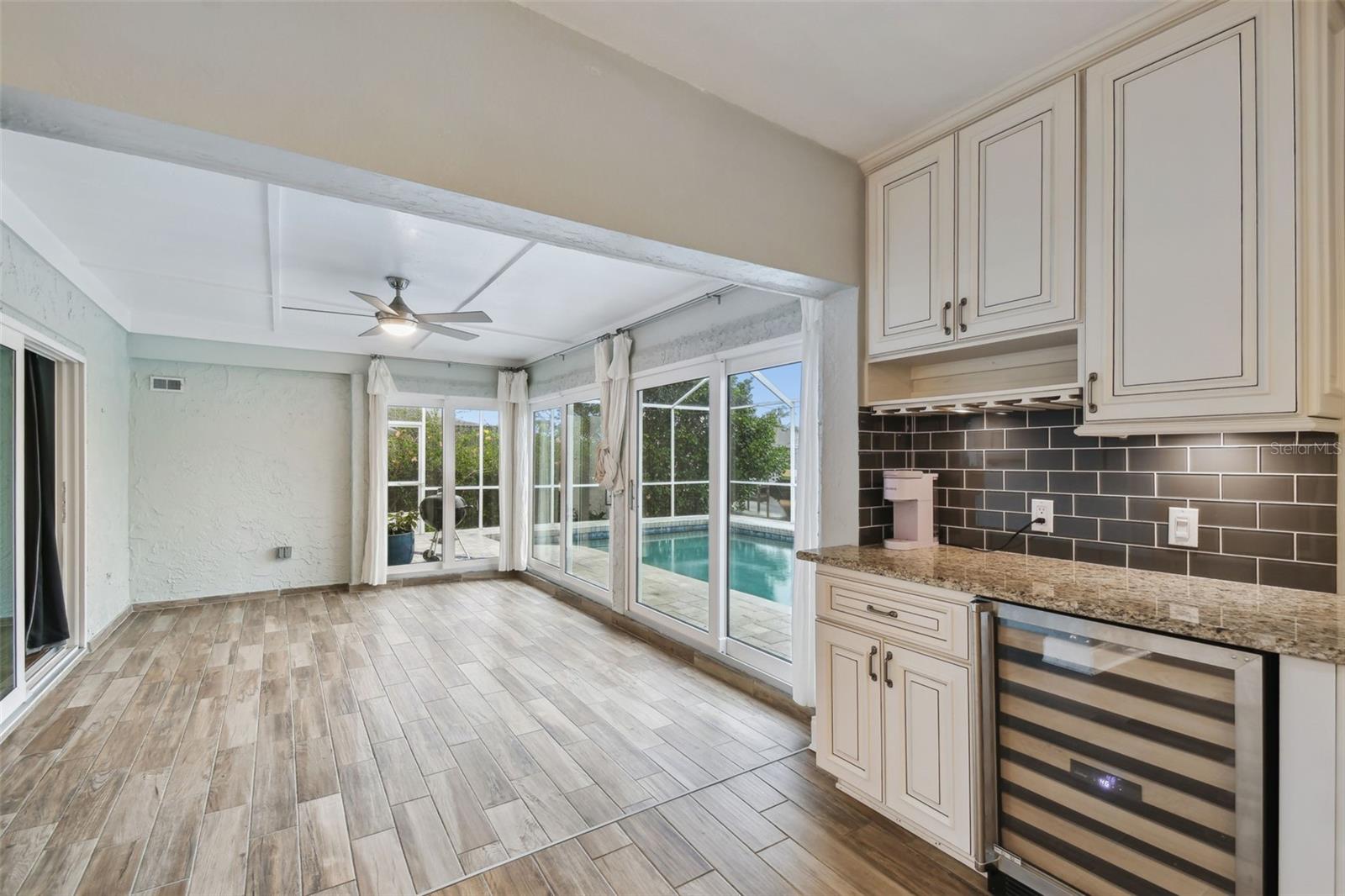 6109 Schooner Way