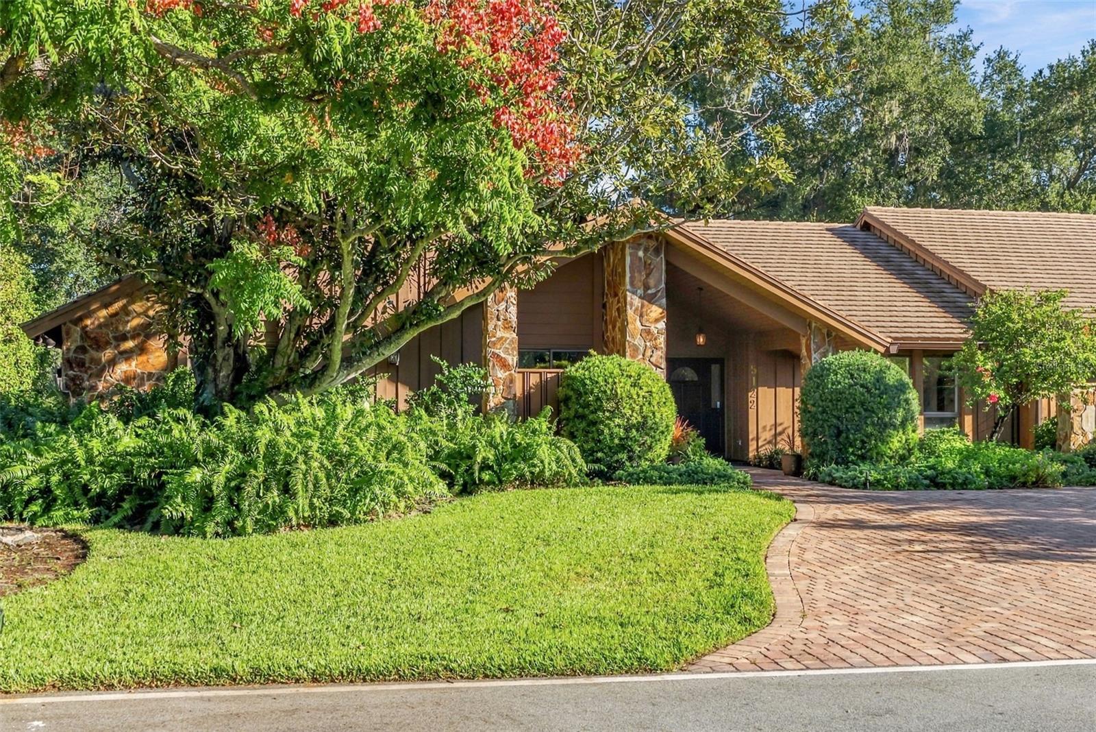 5122 Kestral Park S