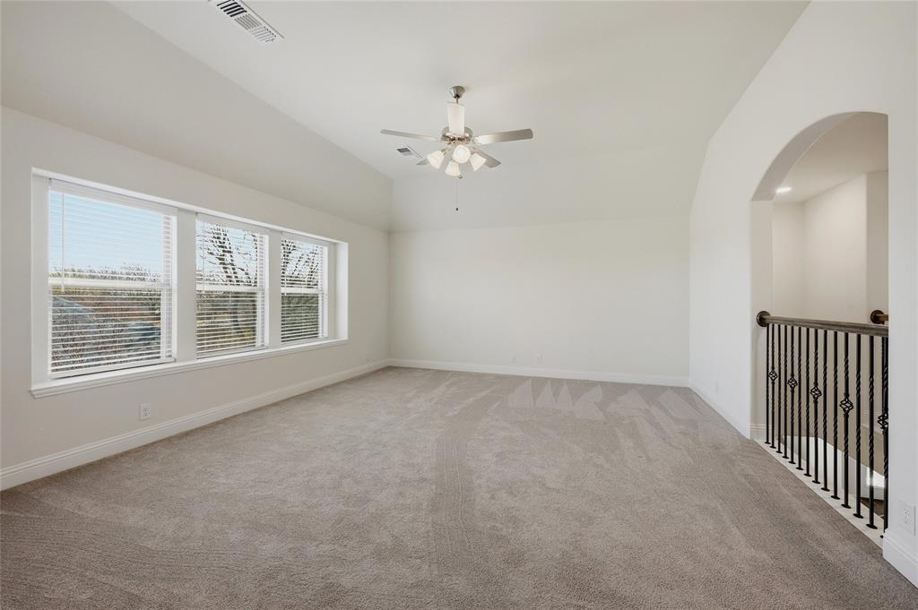2708 W Cascade Drive