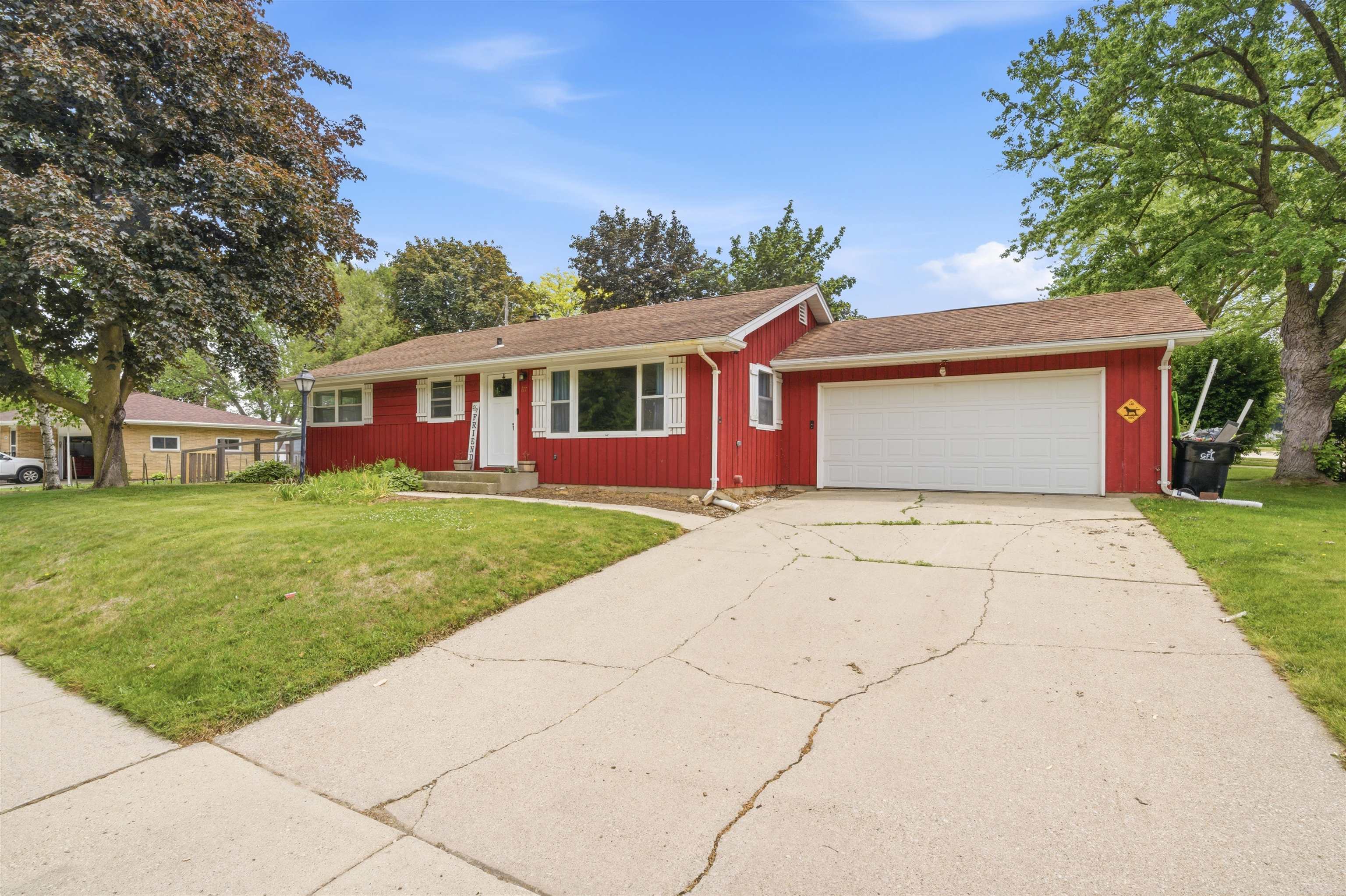 117 Hawthorne Court