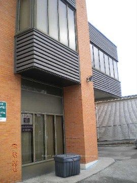 10168 YONGE St 205