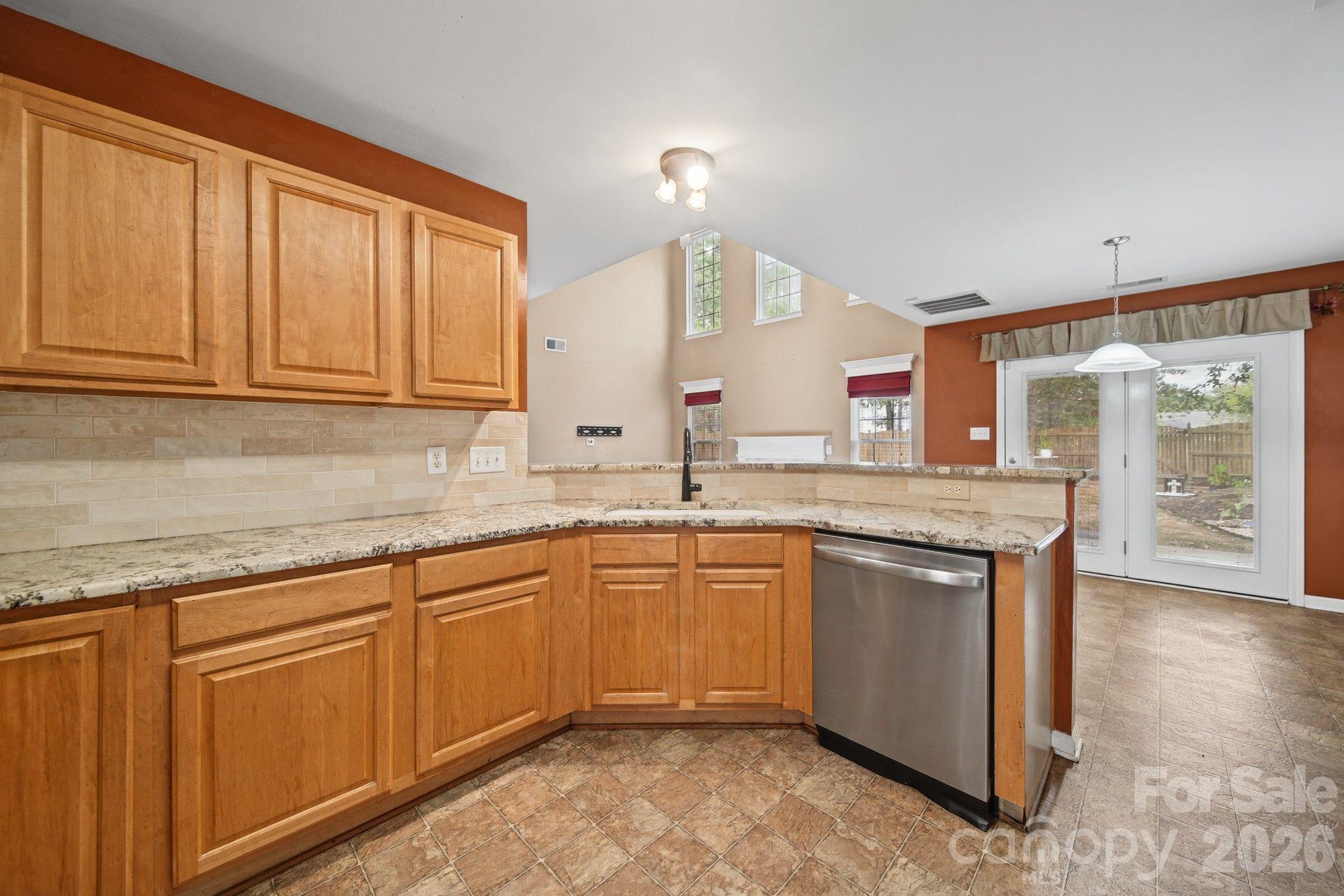 1617 Winthrop Lane 101