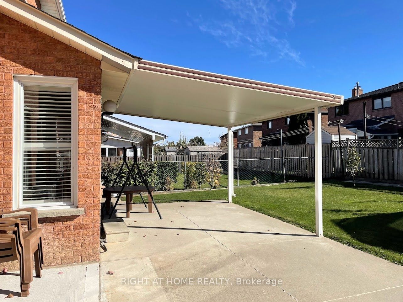 164 Saddle Tree Cres