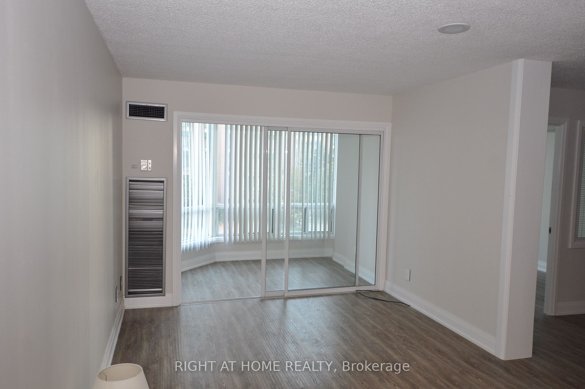115 Hillcrest Ave 306