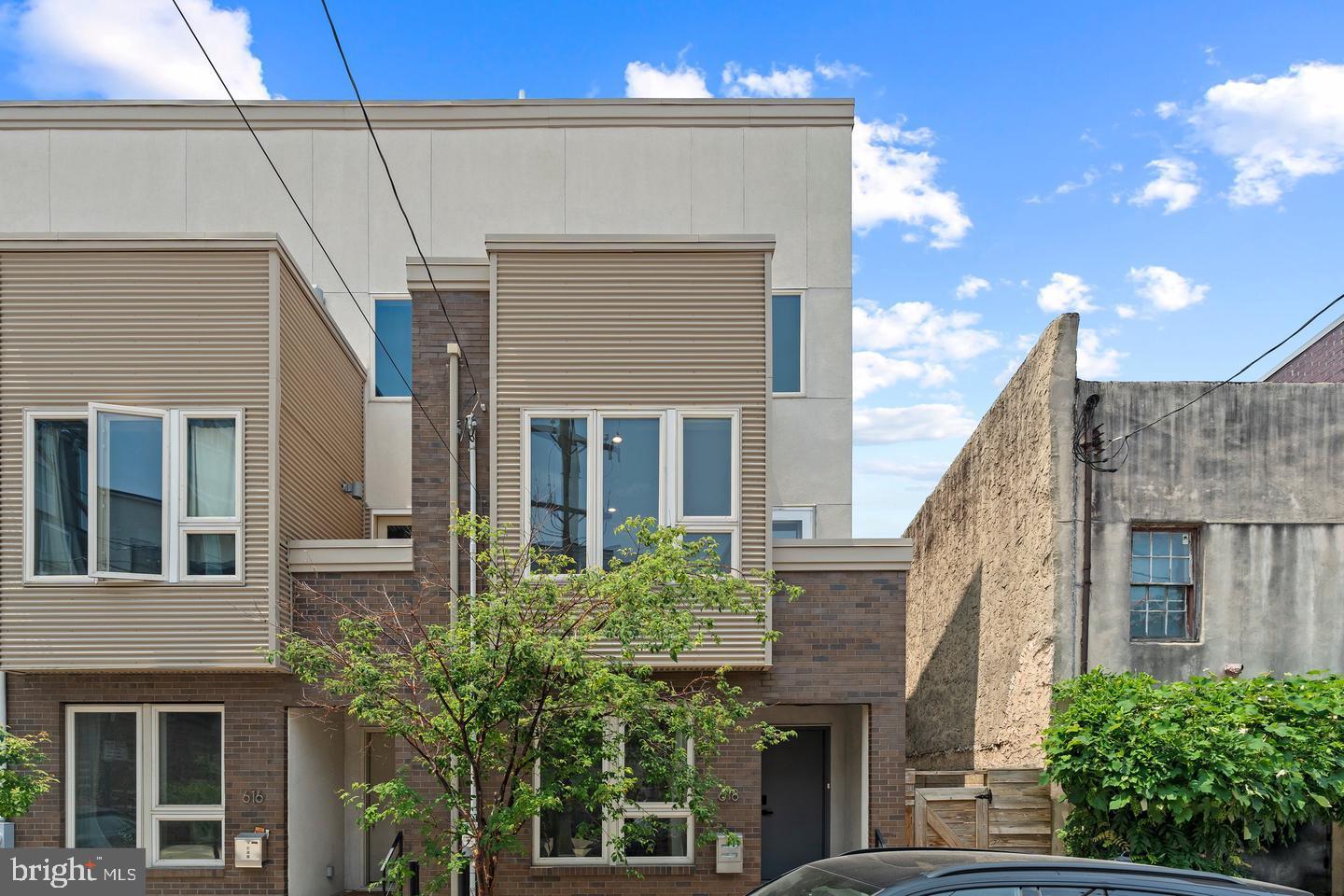 618 N American Street