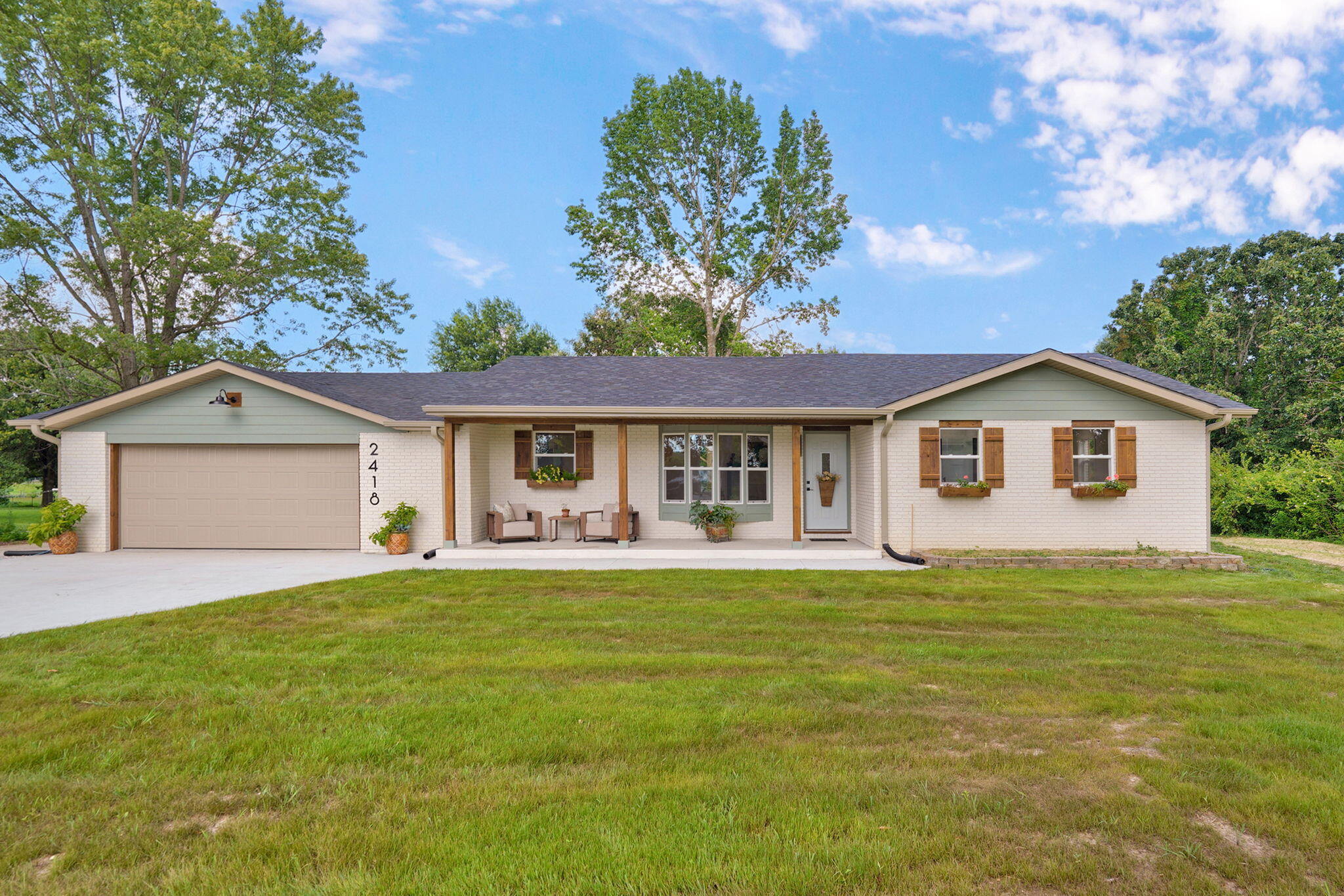 2418 S Farm Road 237