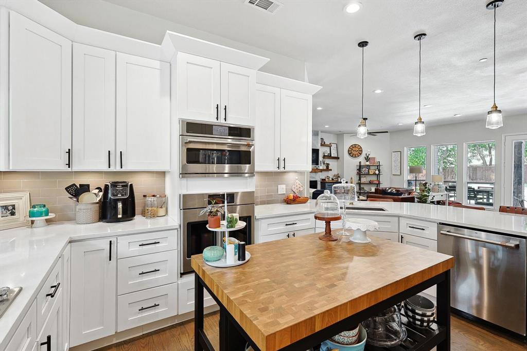 1625 Crestwood Trail