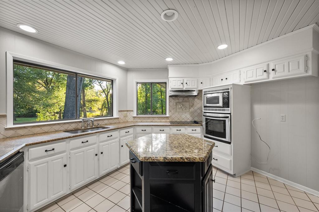 1705 Glenbrook Street