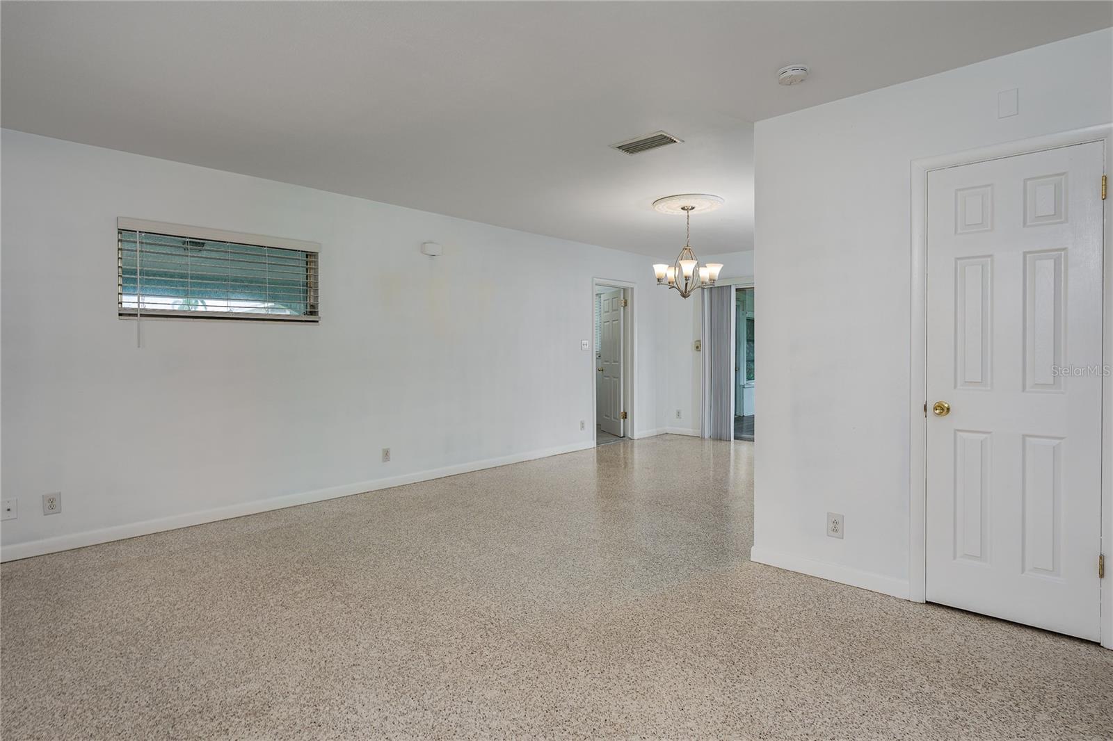 1225 Casabella Drive