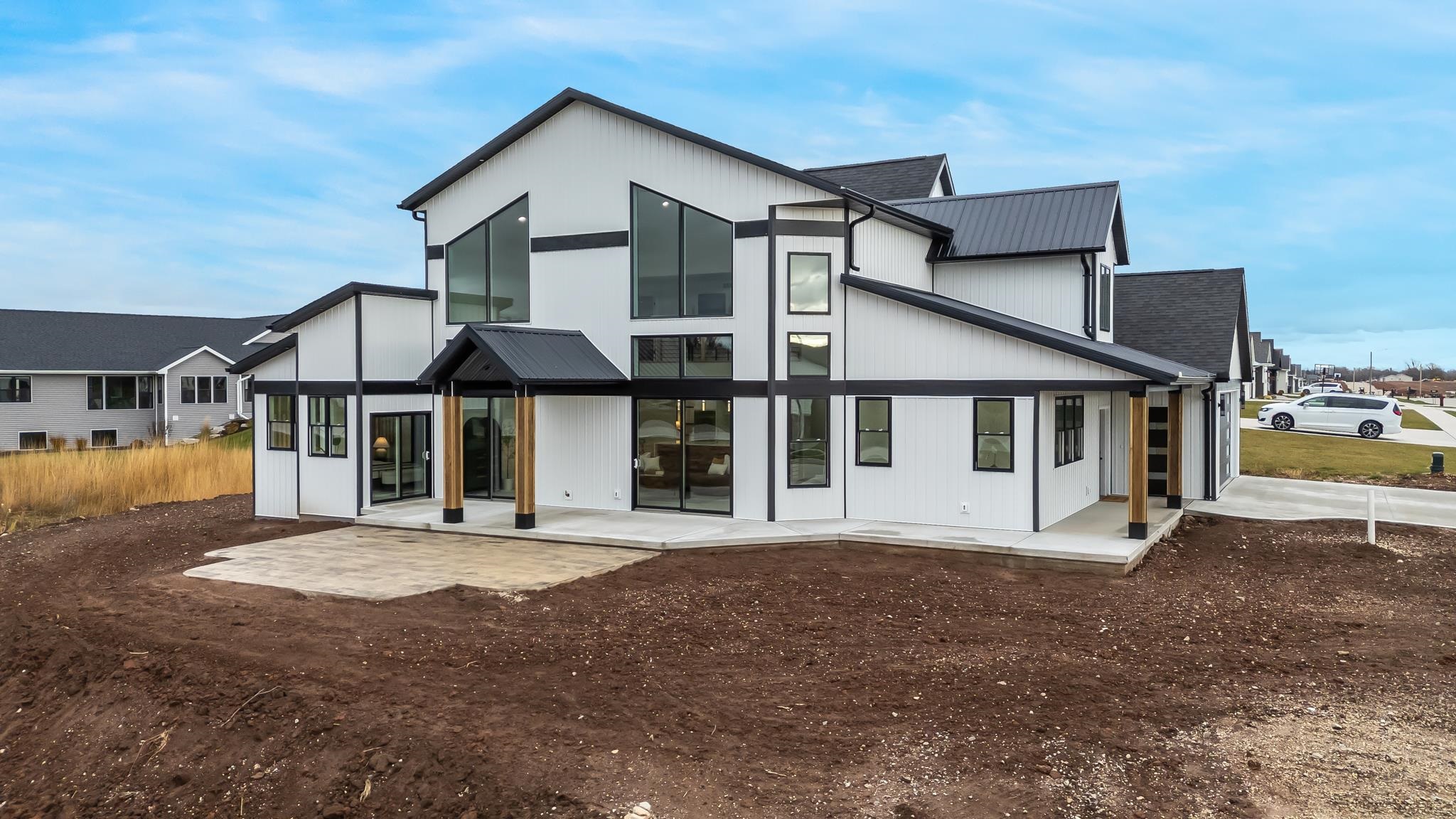 1810 White Dove Lane