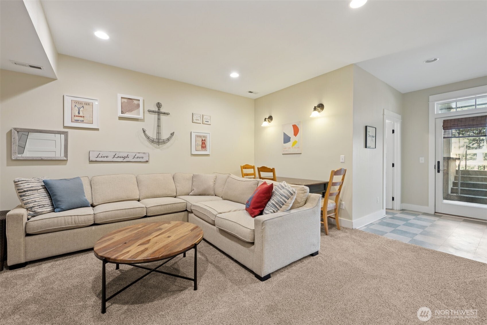 21 N Glen Lane
