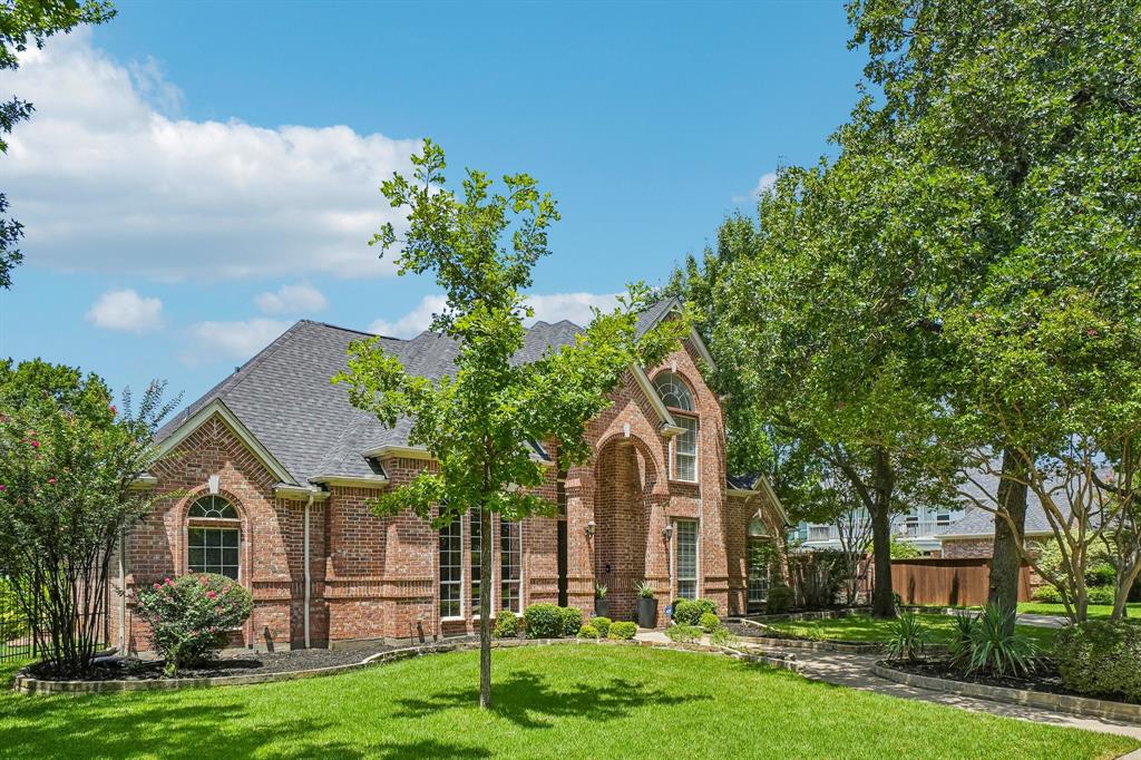 1008 Lark Haven Lane