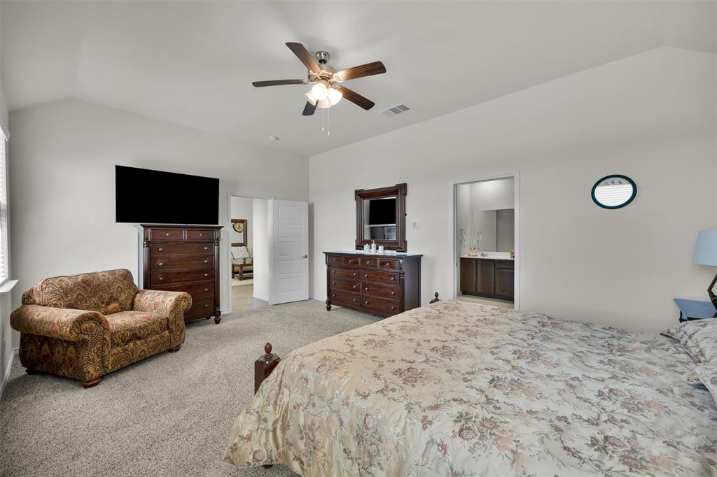 718 Fort Lane