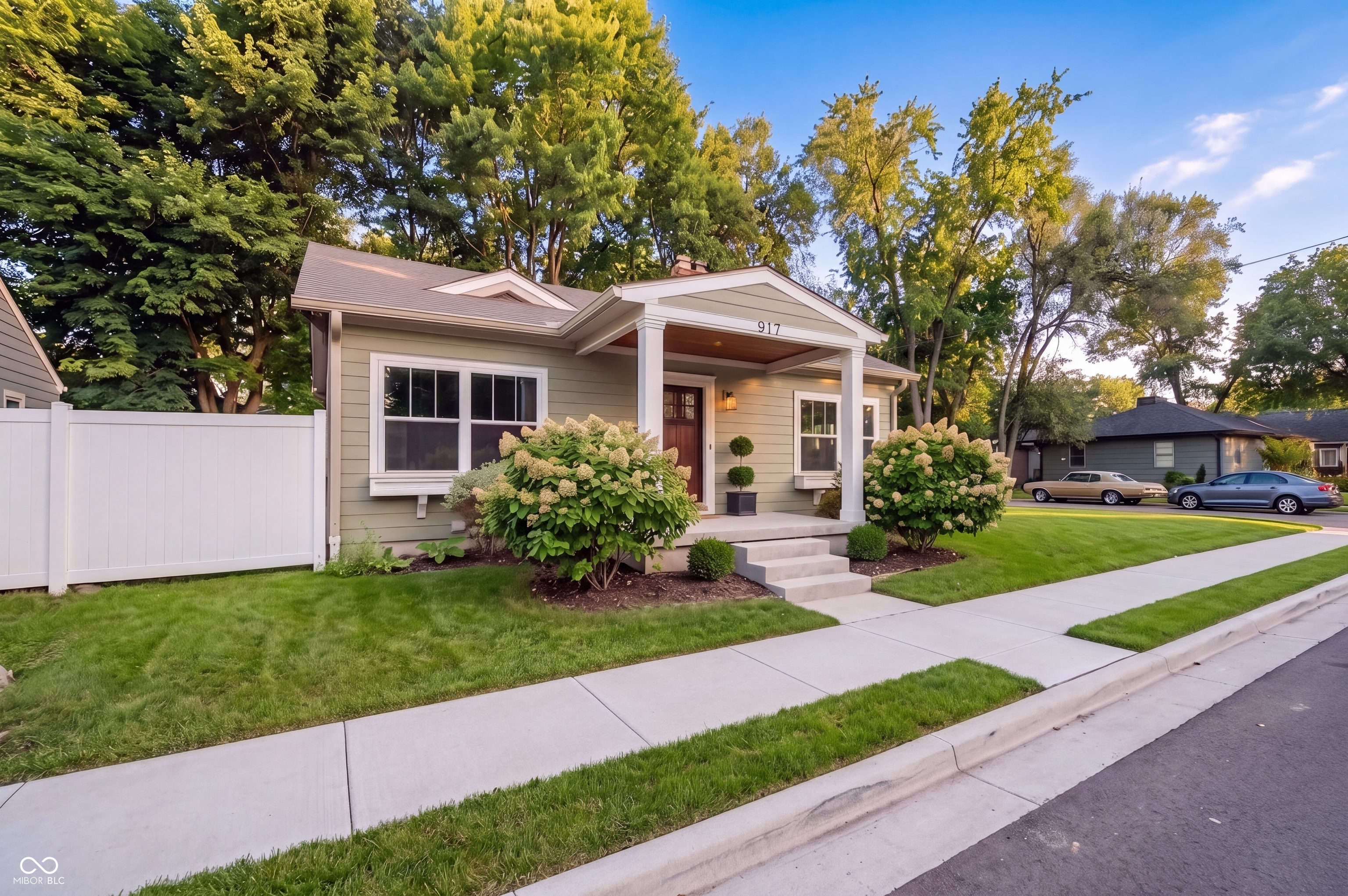 917 E 50th Street