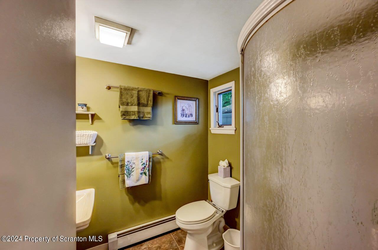 400 Montrose Avenue L113