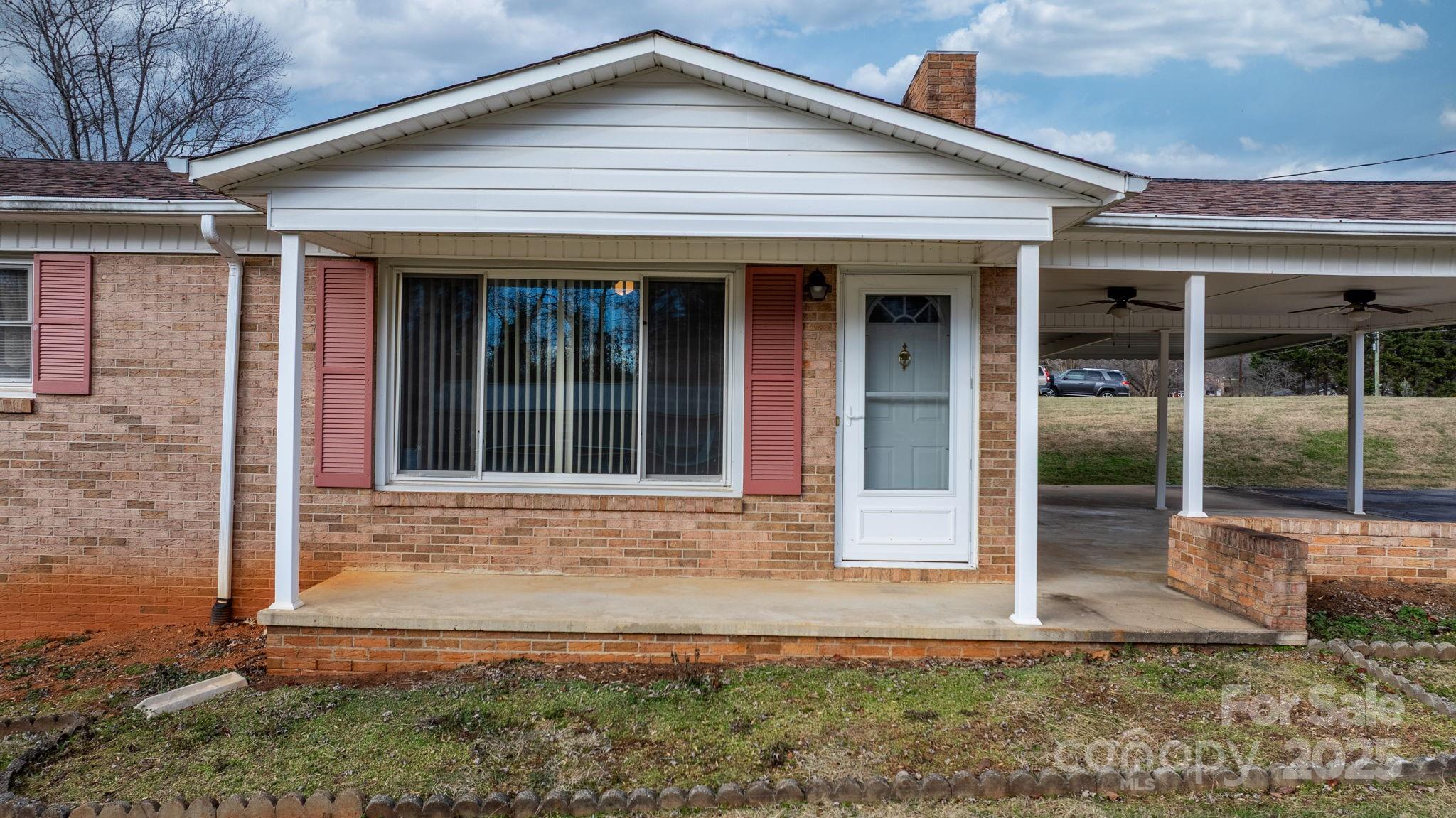 902 Greenwood Place