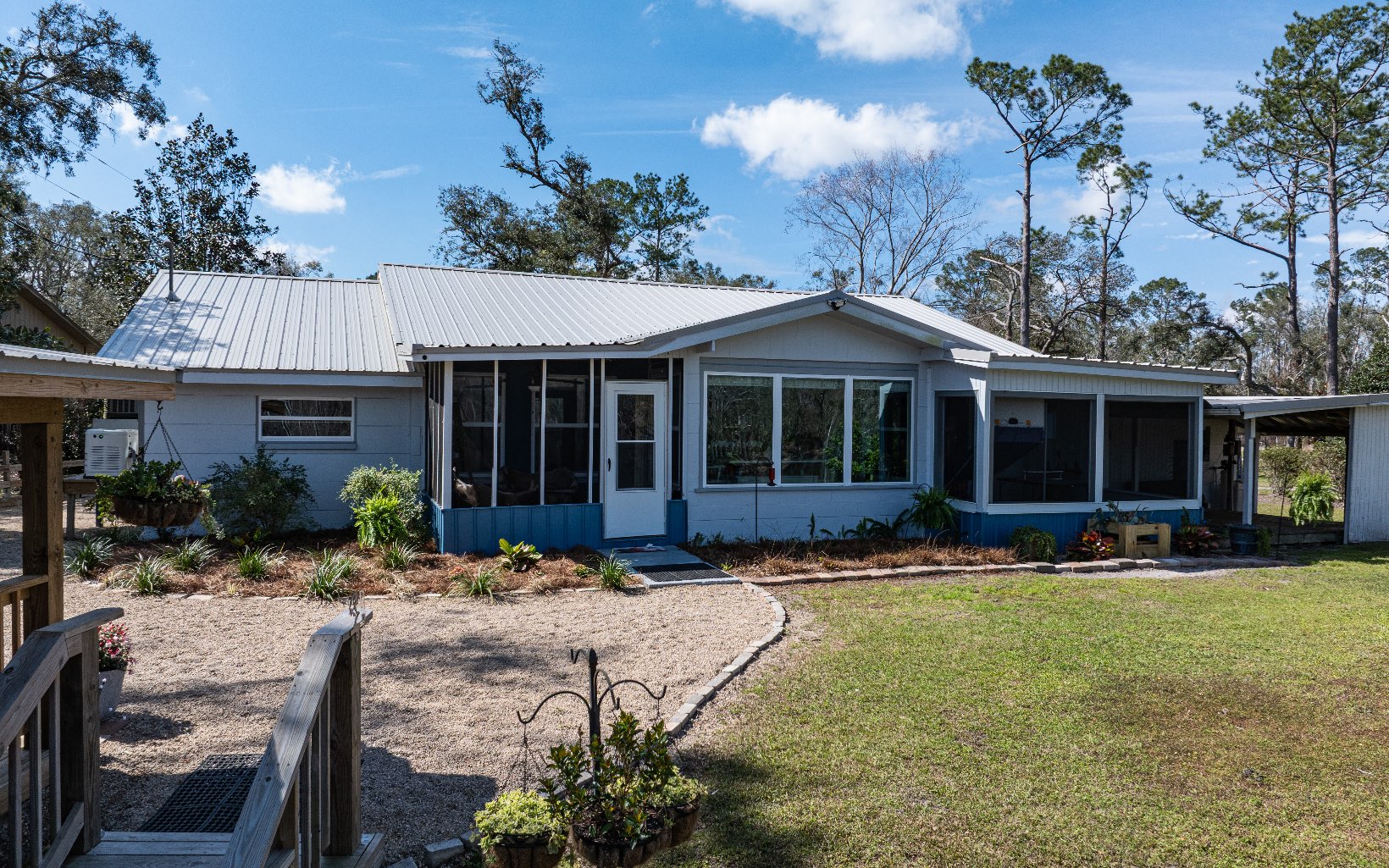 1113 NW Banta Acres Rd