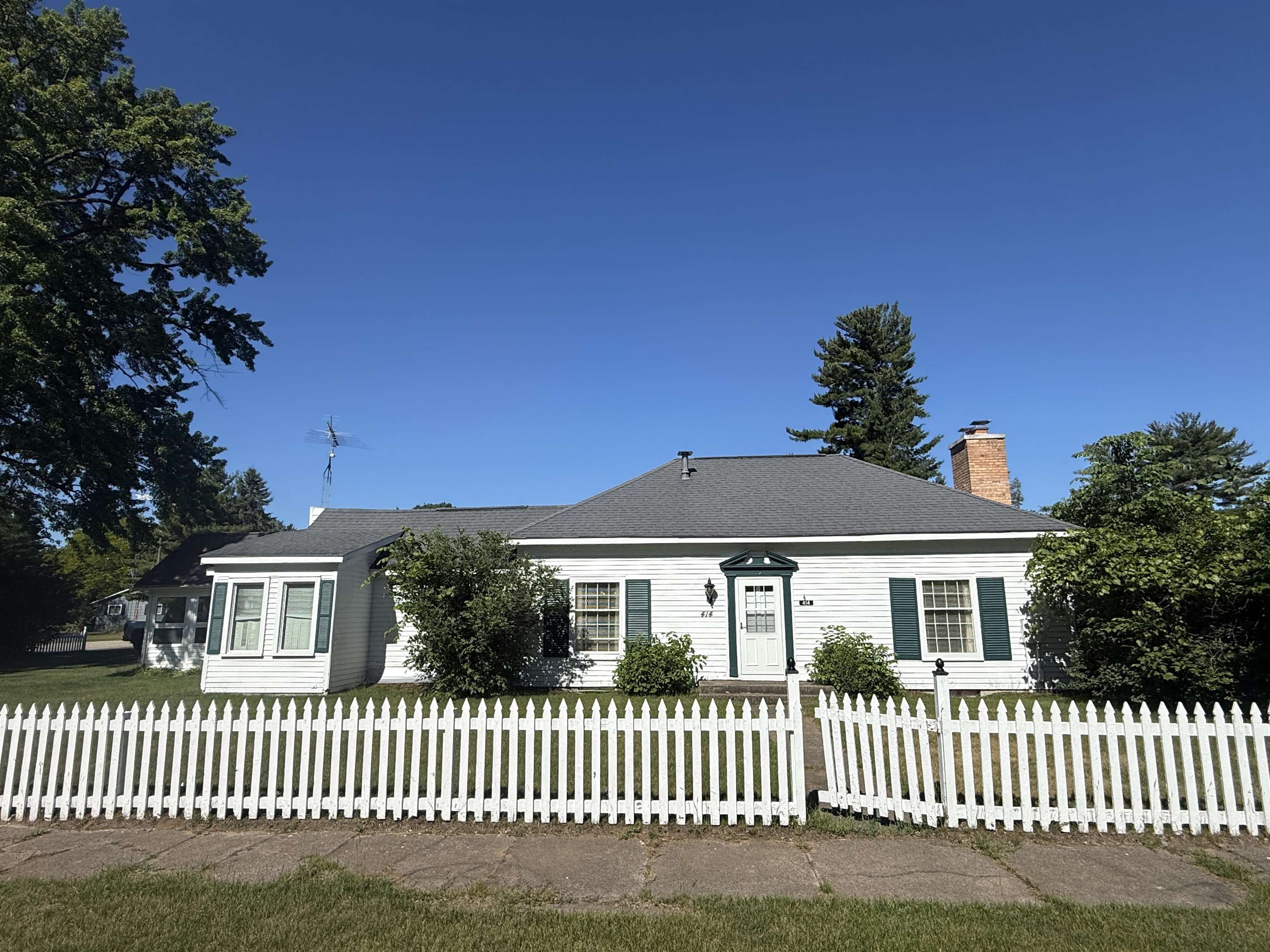 414 Foster Road