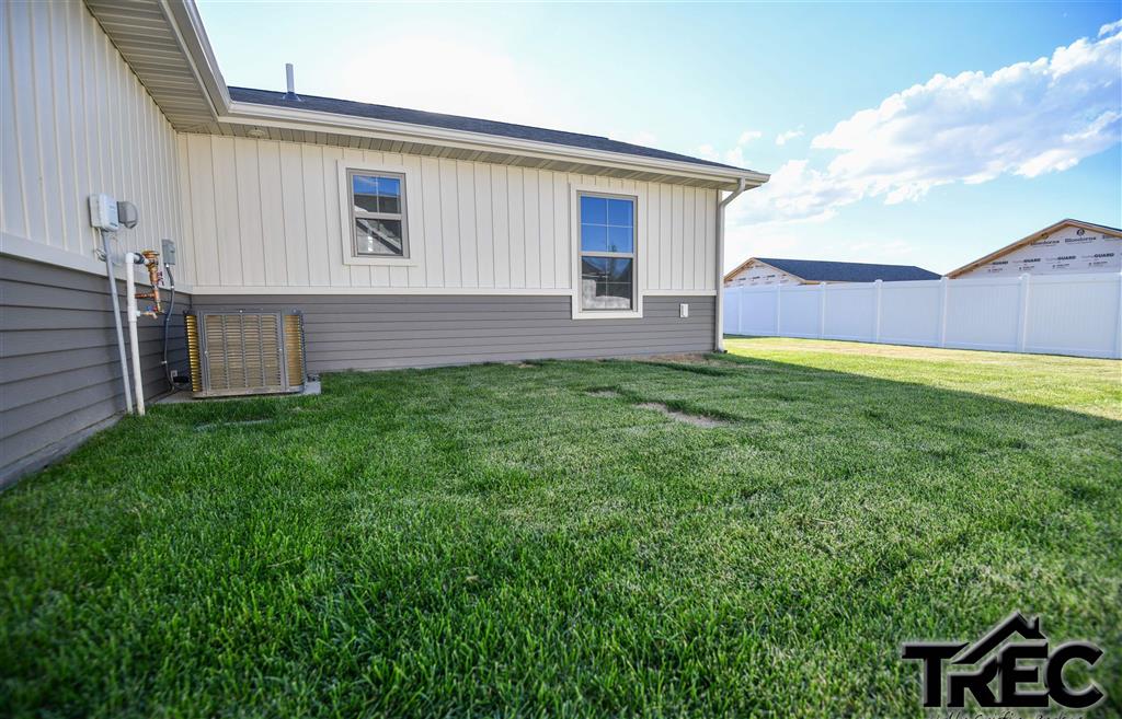 293 Cypress Dr