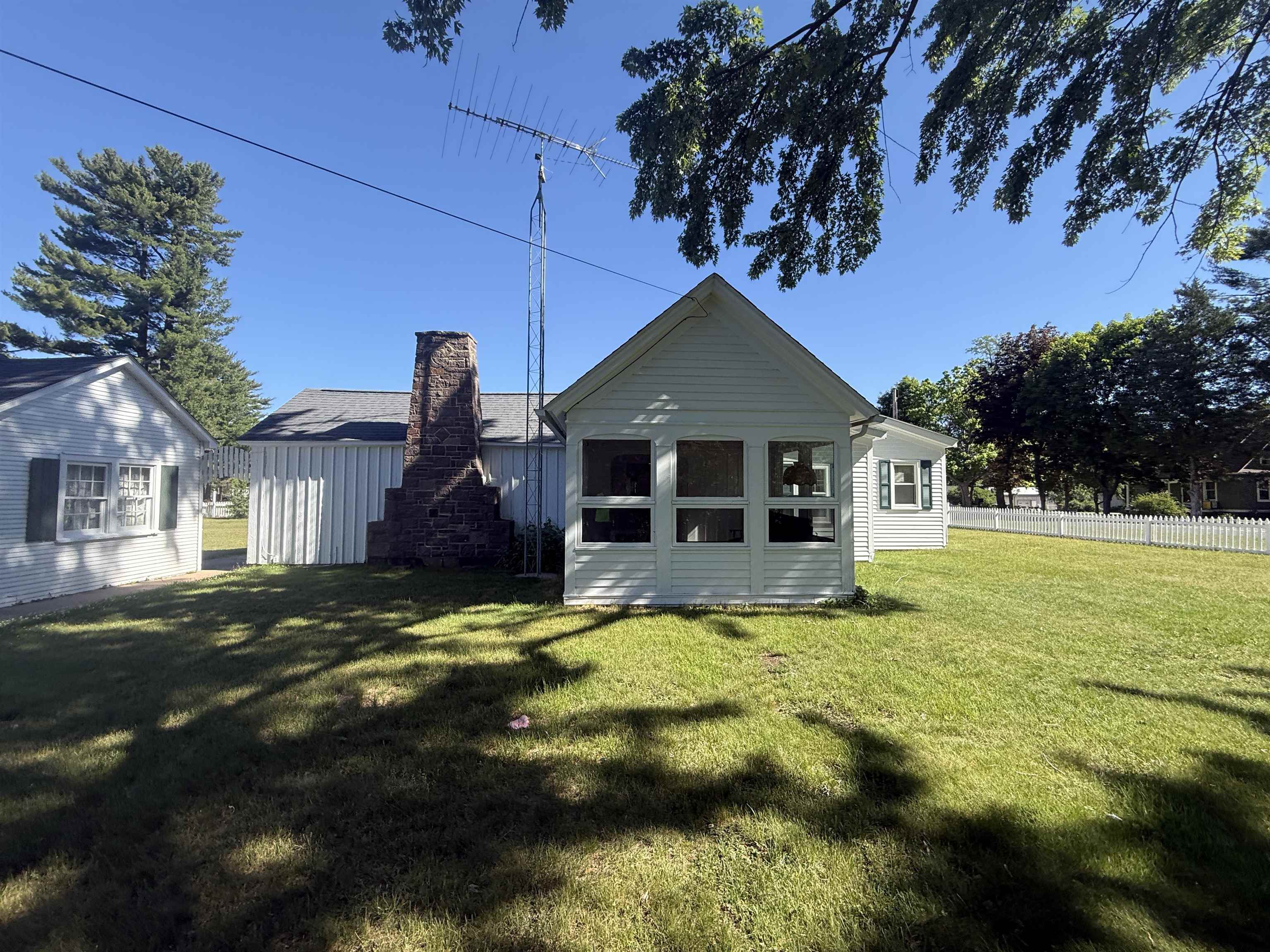 414 Foster Road