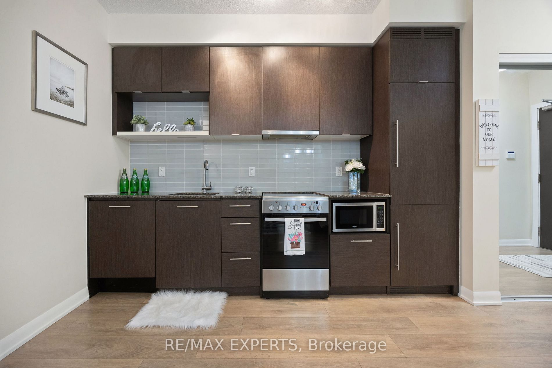 435 W Richmond St 802