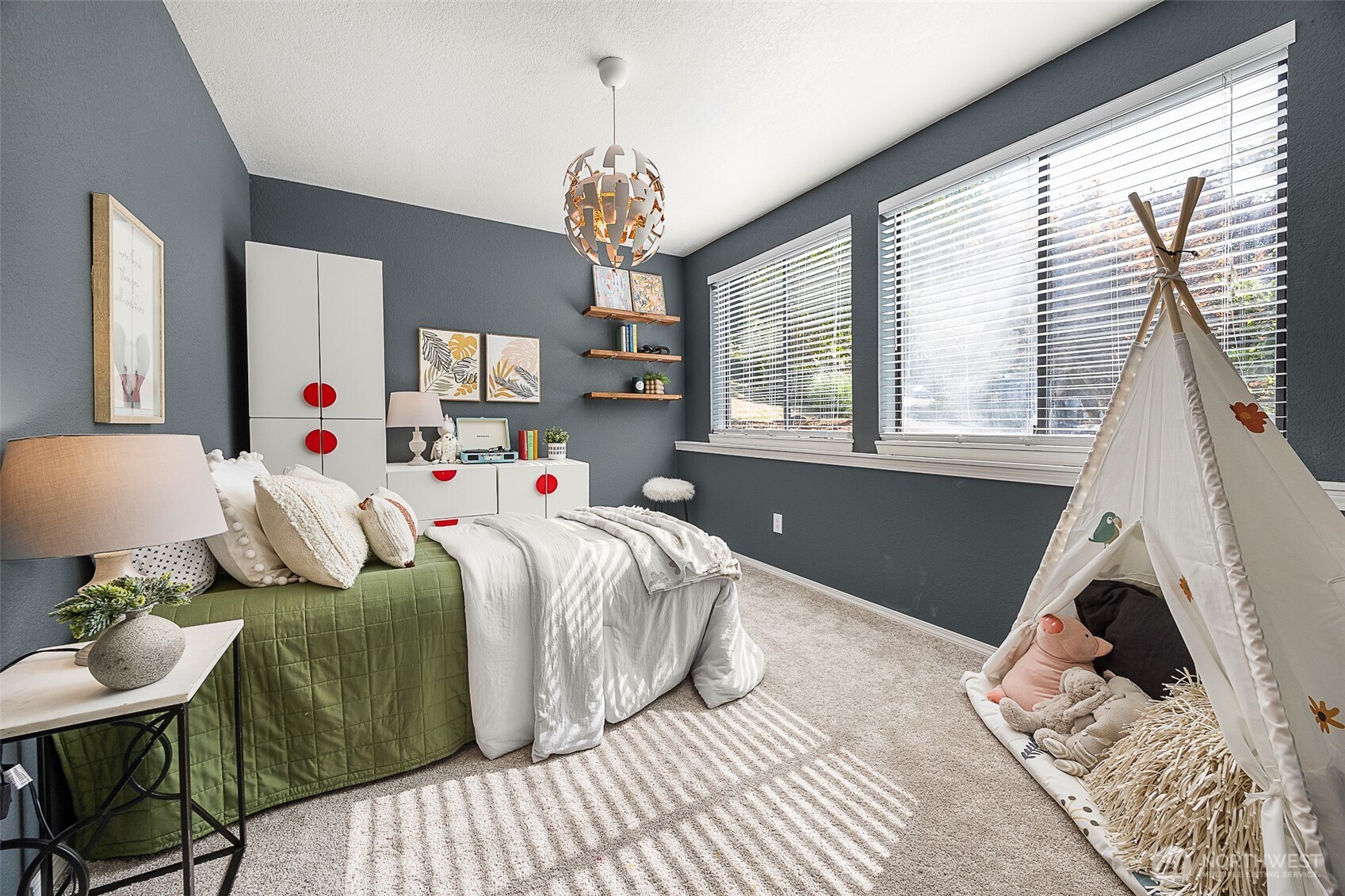 606 Prospect Avenue