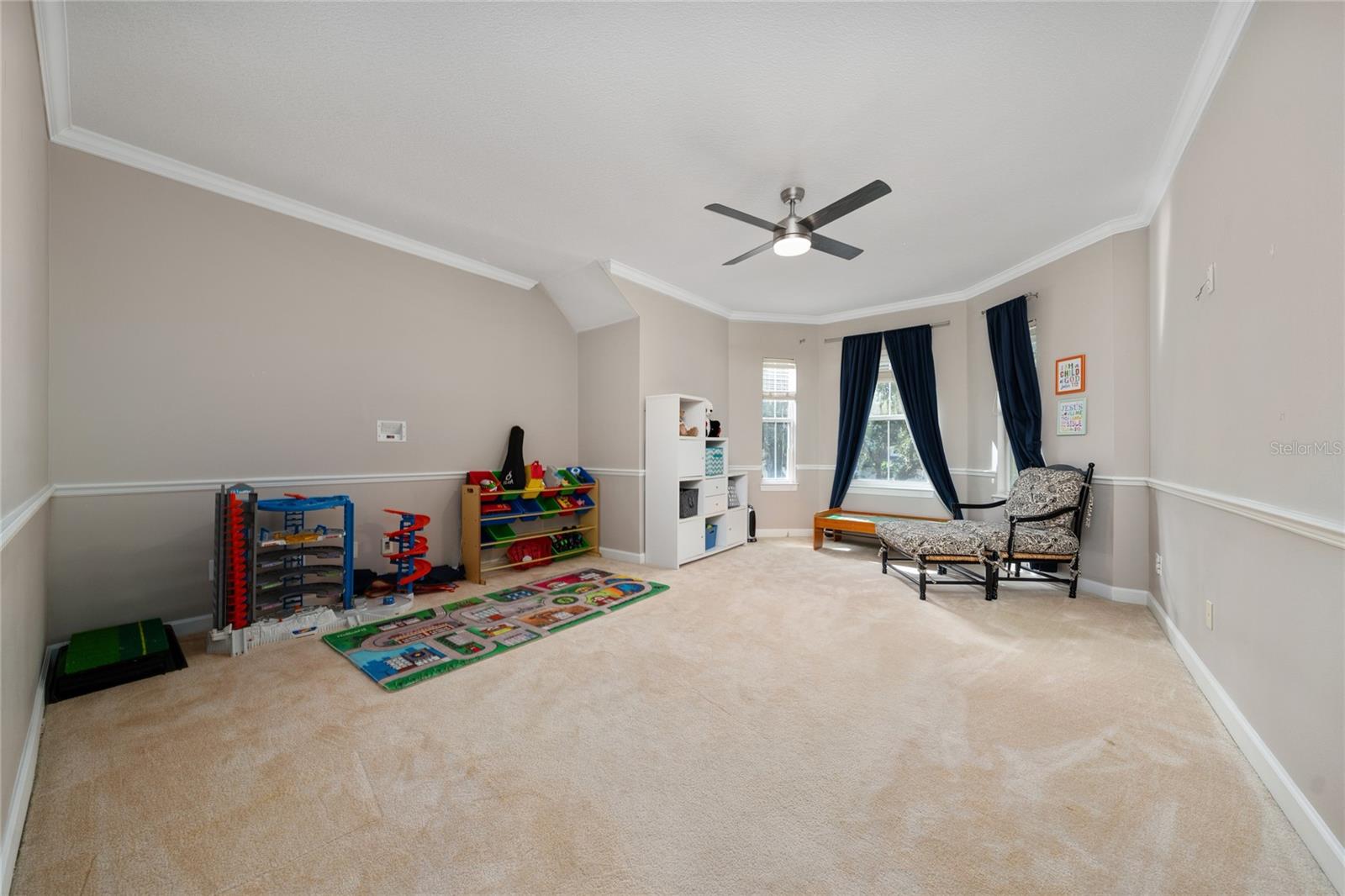 5939 Blakeford Drive