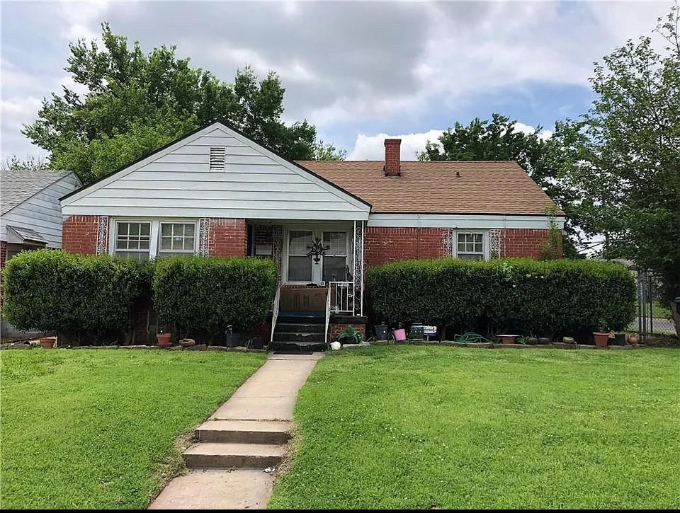 INVESTOR SPECIAL OR GREAT OPPORTUNITY TO MAKE IT YOUR OWN! This 3-bedroom, 1-bath home is full of potential and just waiting for someone with a vision to bring it back to life! Whether you're an investor looking for your next project or a buyer ready to roll up your sleeves and build some sweat equity, this property could be the opportunity you've been searching for. With some love, TLC, and updates, this home has the potential to shine again! Property does need repairs, and it is unknown whether it will qualify for traditional financing. Buyers are encouraged to verify financing options and property condition. Bring your ideas and see the possibilities!**Buyer to verify square footage**