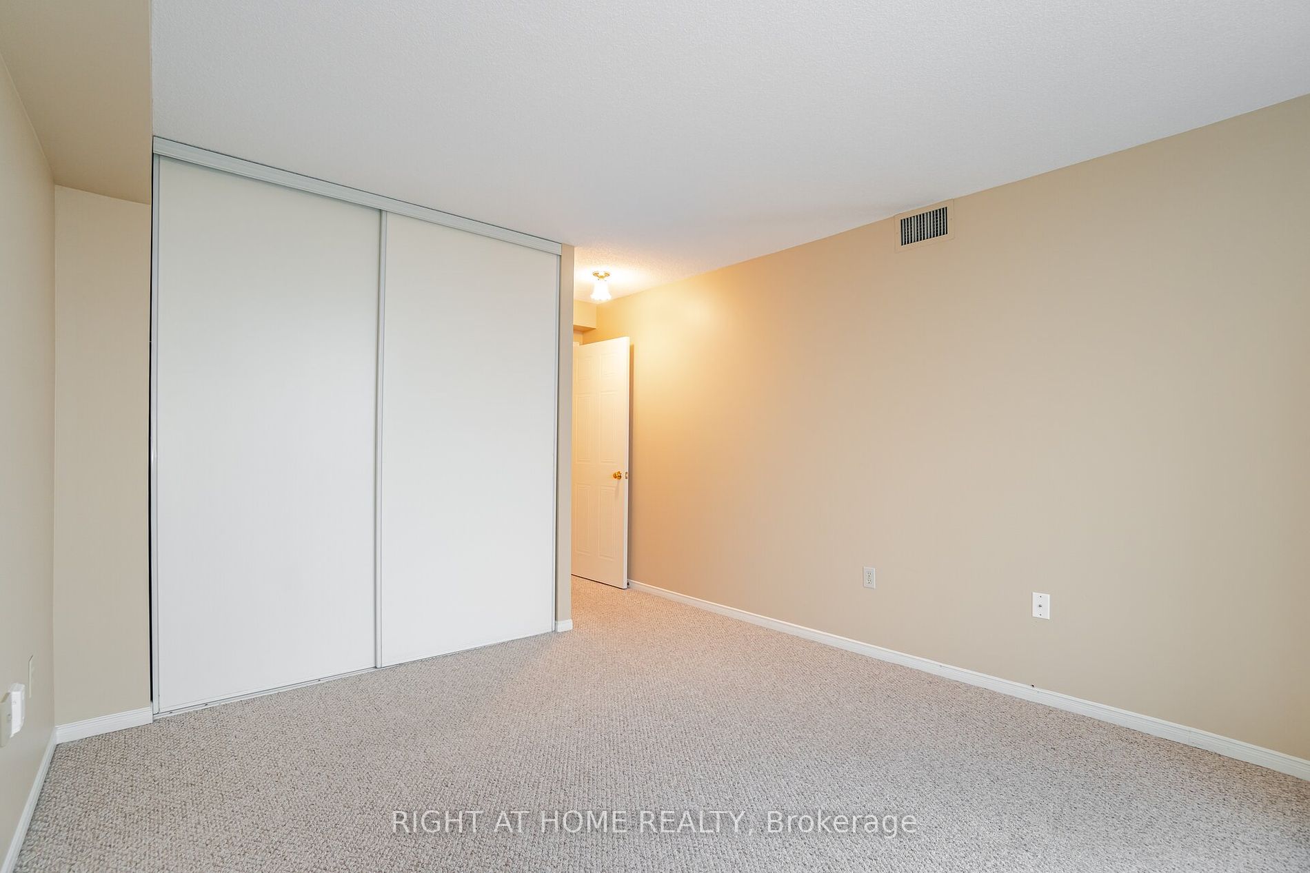 5090 Pinedale Ave 1001