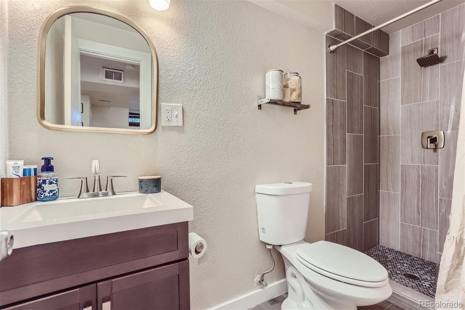 1317 S Raritan Street